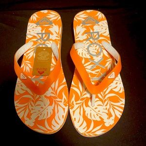 Roxy flip flops